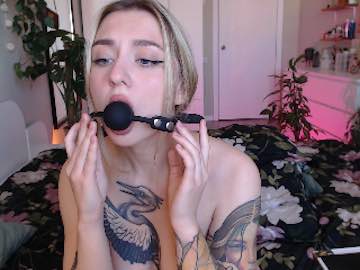 MarixMatisse Female Submissive Cam2Cam